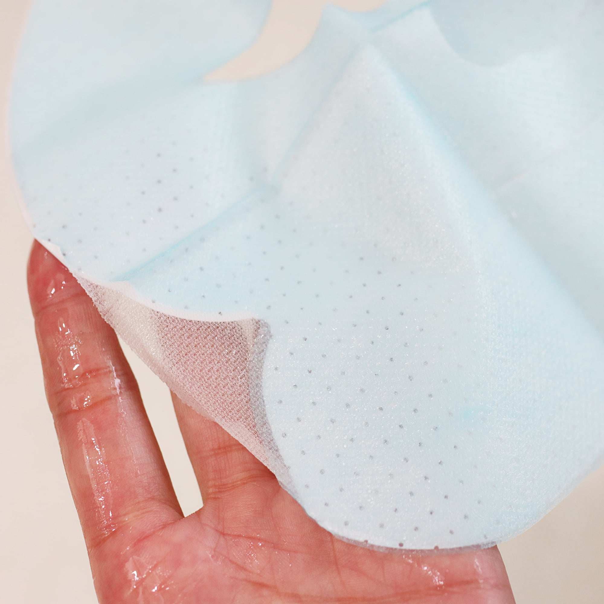 素顏氣色變好,妝感更服貼